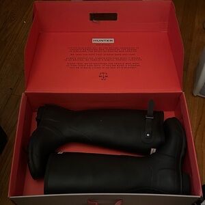 Hunter Women's Classic Black Rain Boots